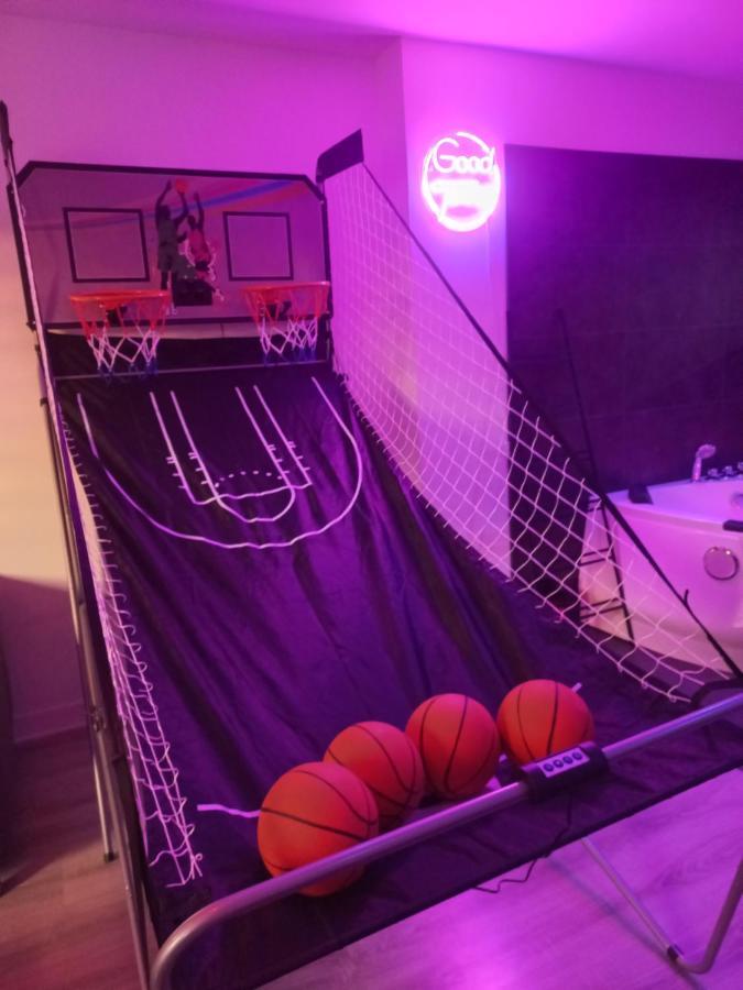 Game Room Epernay Exterior photo